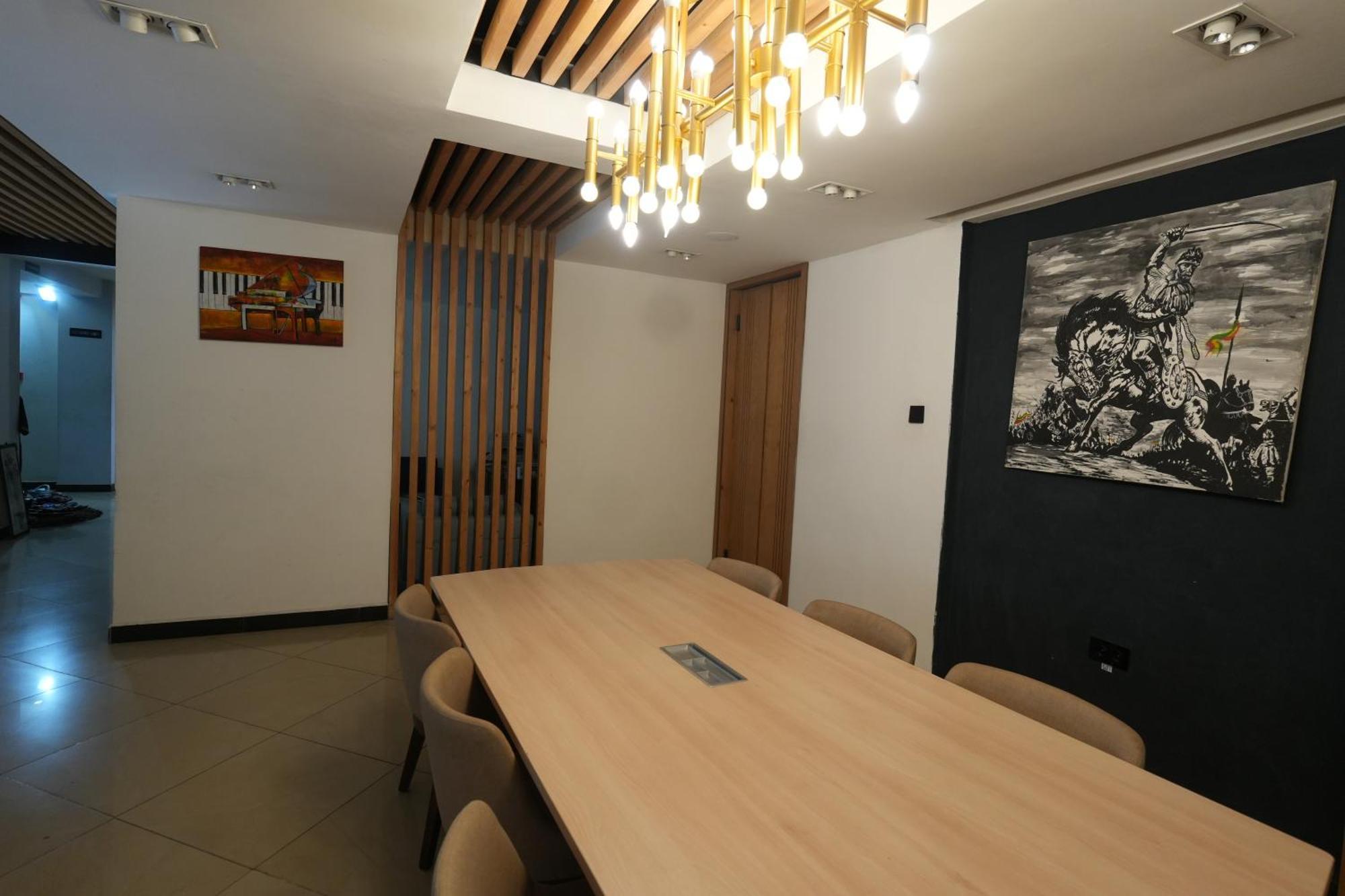 Mazeki Addis Boutique Hotel Exterior photo