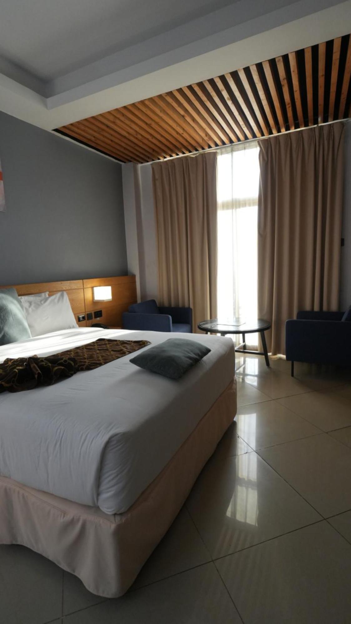 Mazeki Addis Boutique Hotel Exterior photo